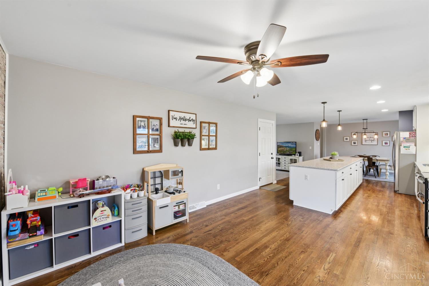6250 Elmhill Court