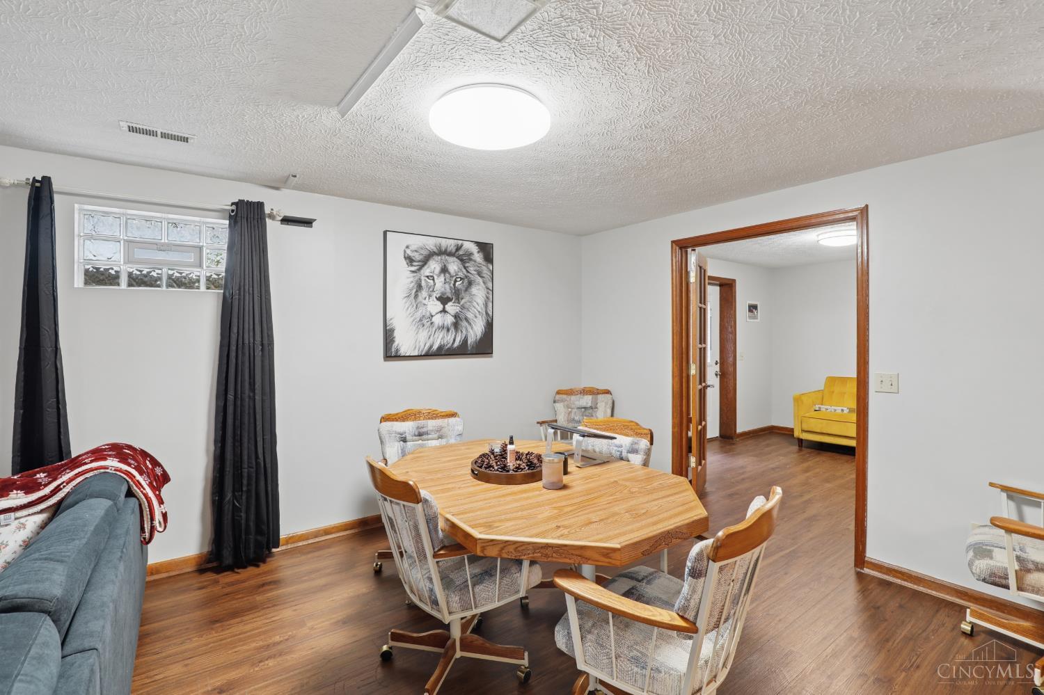 6242 Davon Court