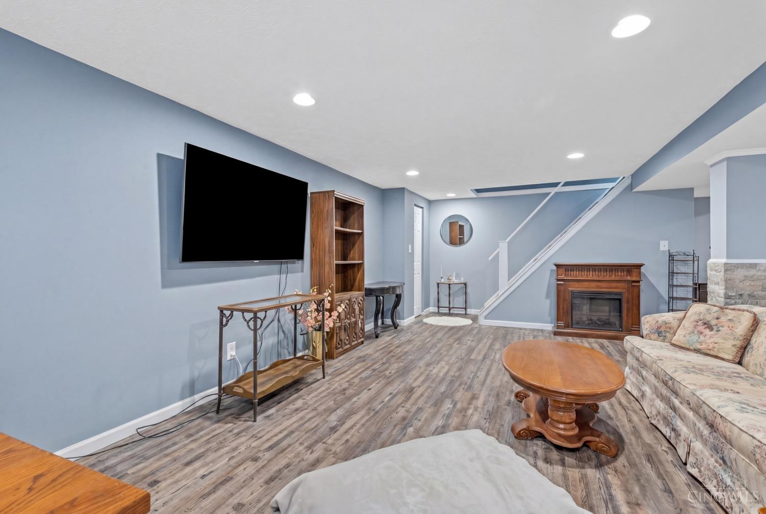 4576 Runningfawn Drive