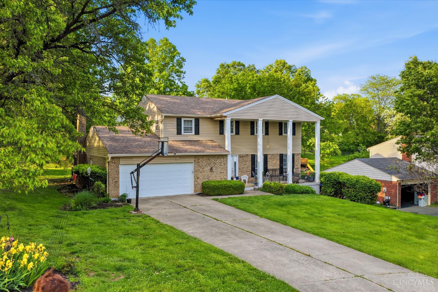 4576 Runningfawn Drive