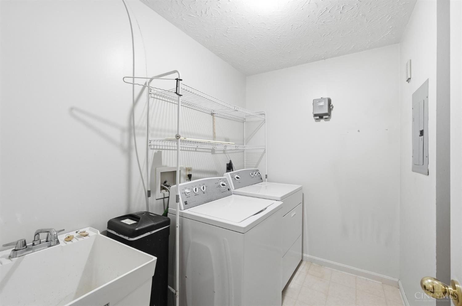 10512 West Road 34