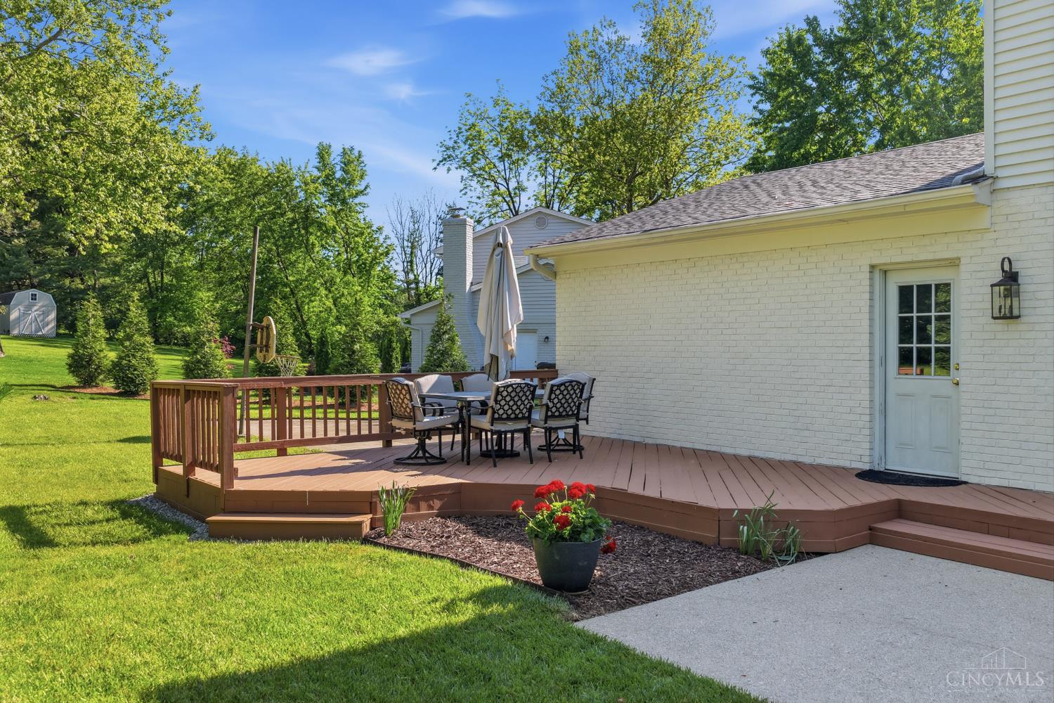 9870 Belleford Court