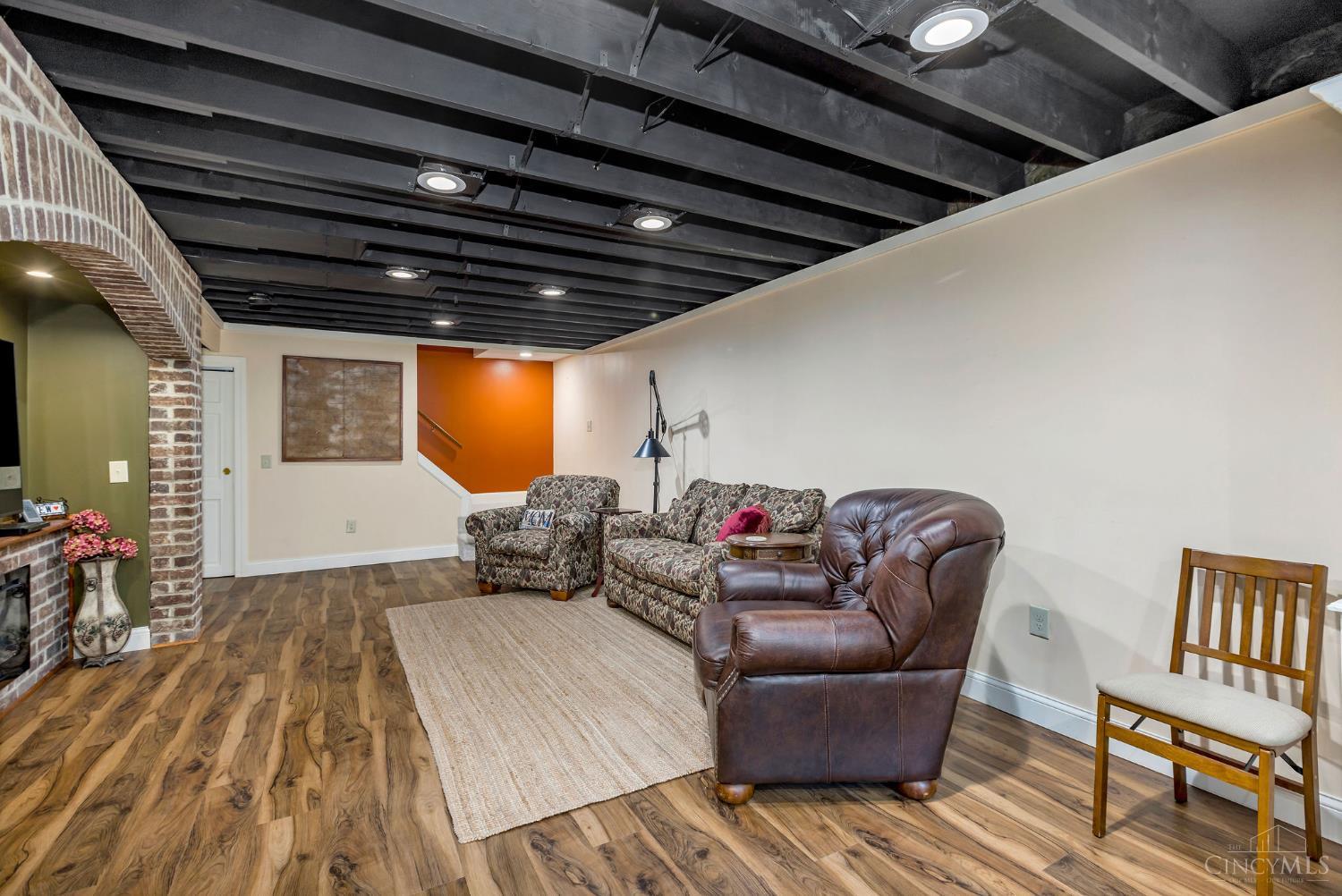 5969 Oakland Gardens Court