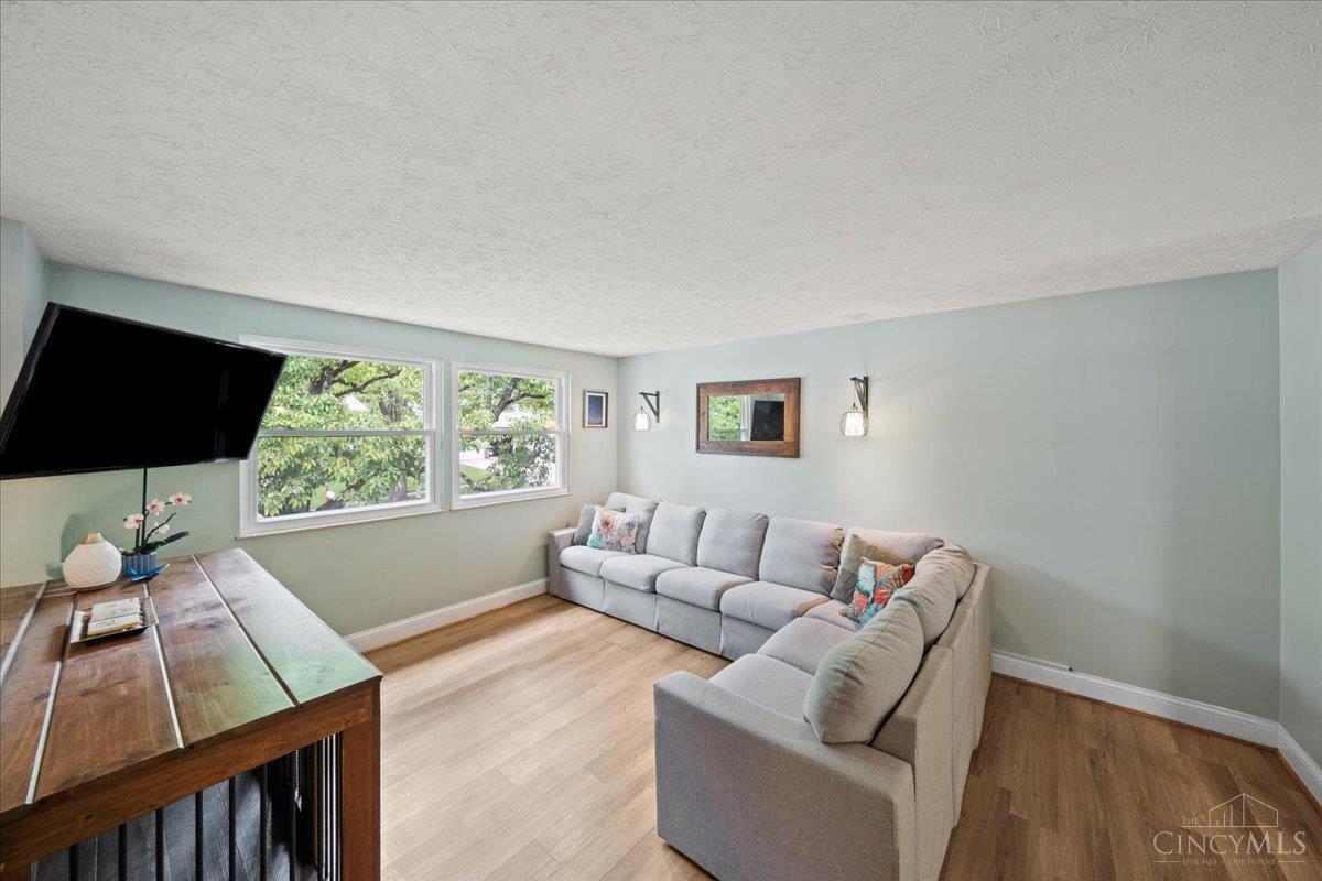 6771 Kentford Court
