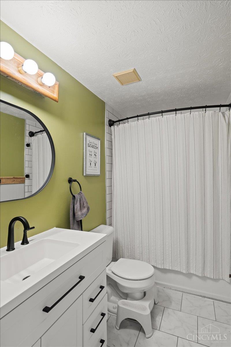 6771 Kentford Court