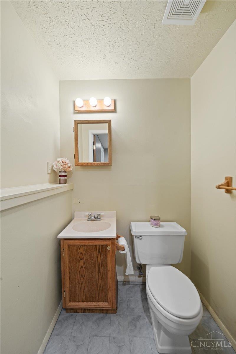 6771 Kentford Court