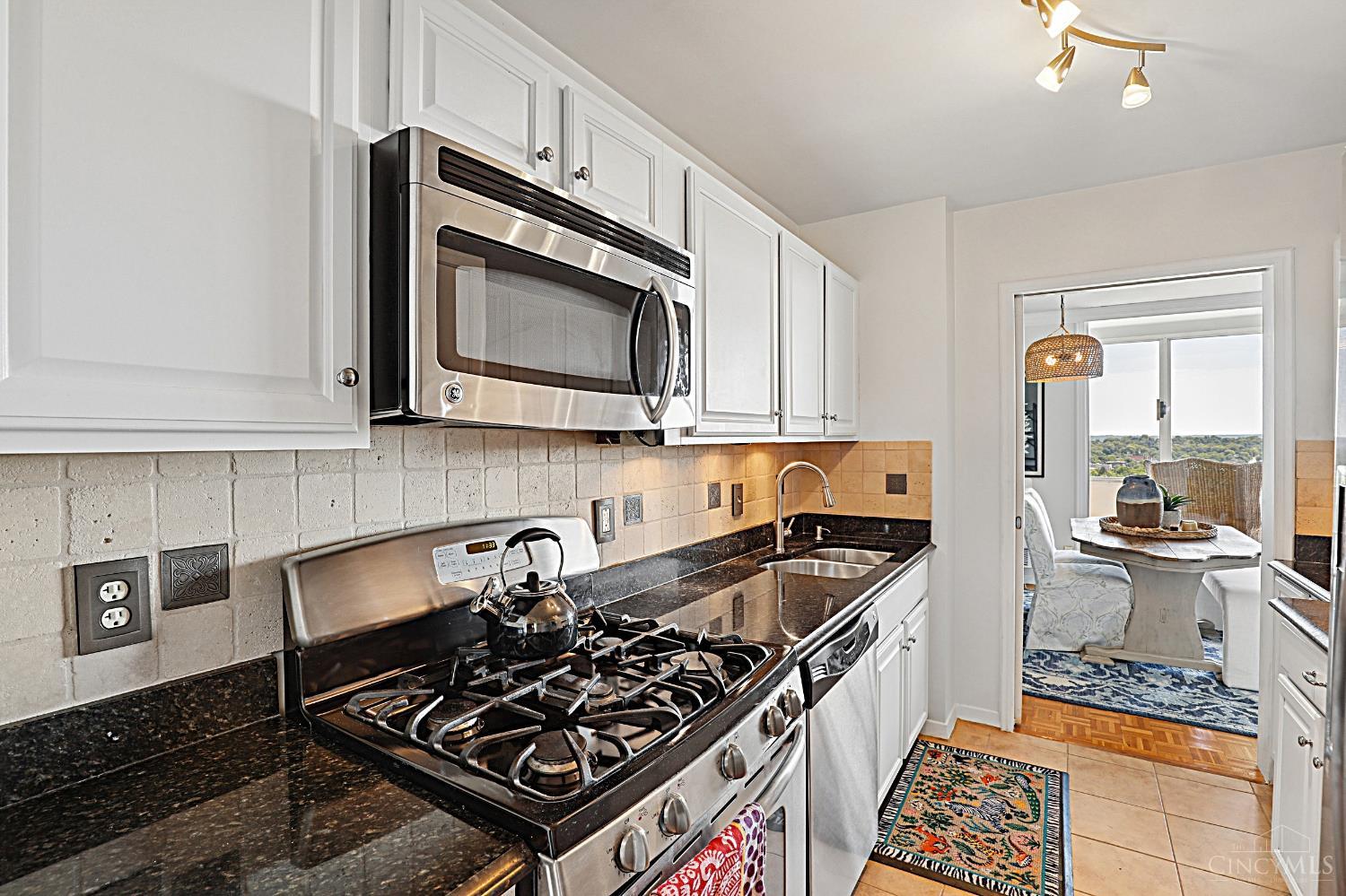 2324 Madison Road 1705