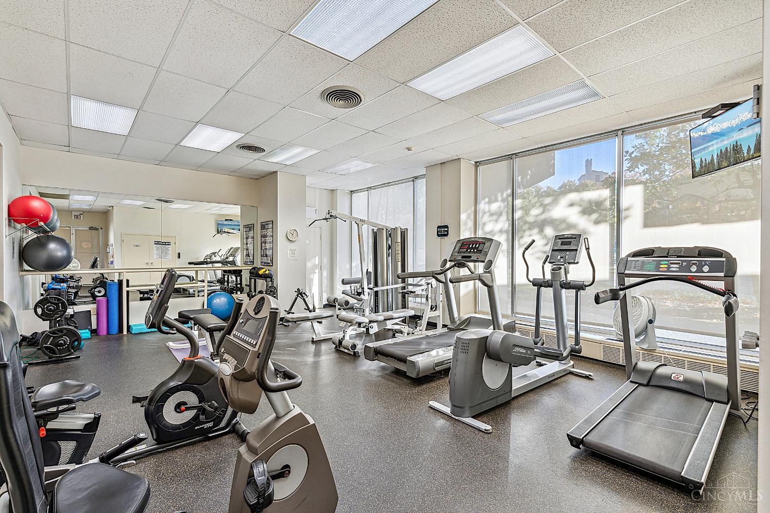 2324 Madison Road 1705