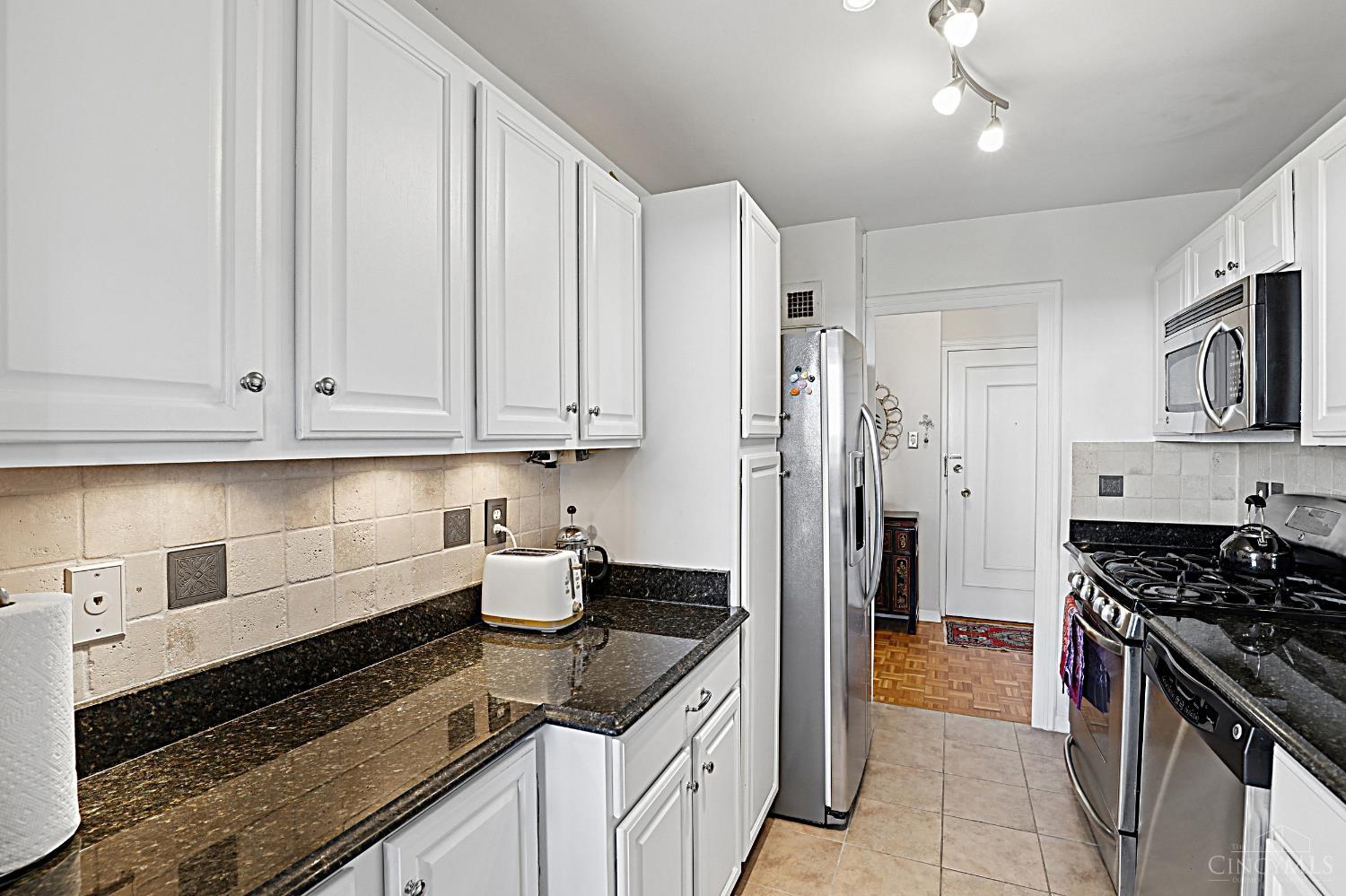 2324 Madison Road 1705