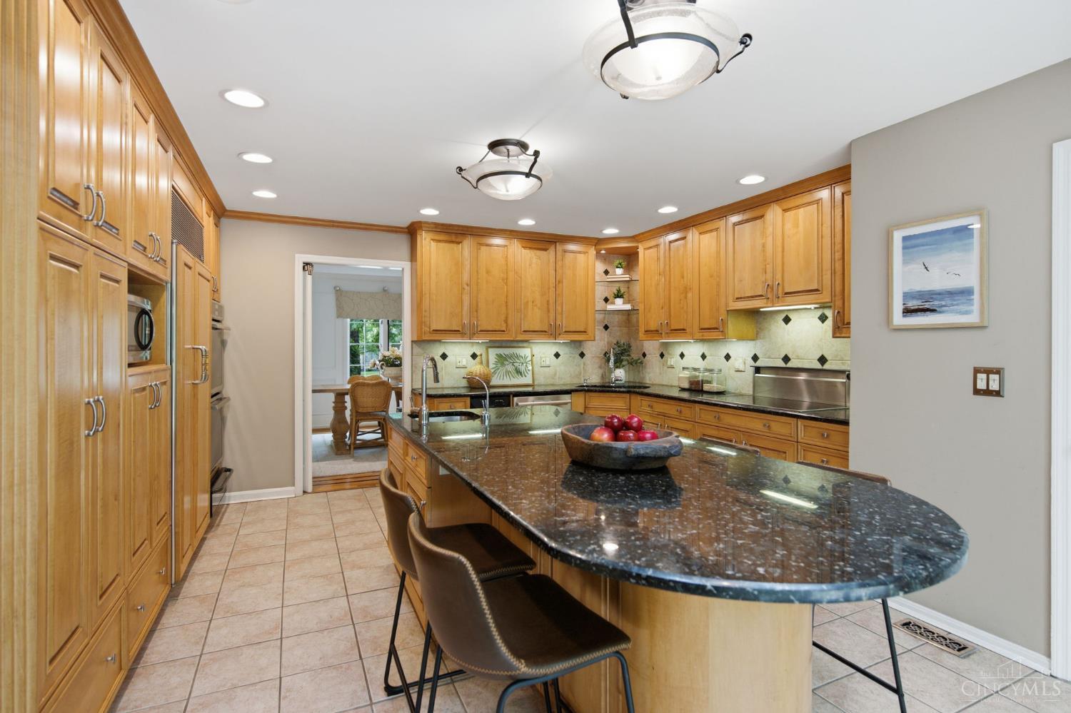 9486 Oakhurst Court