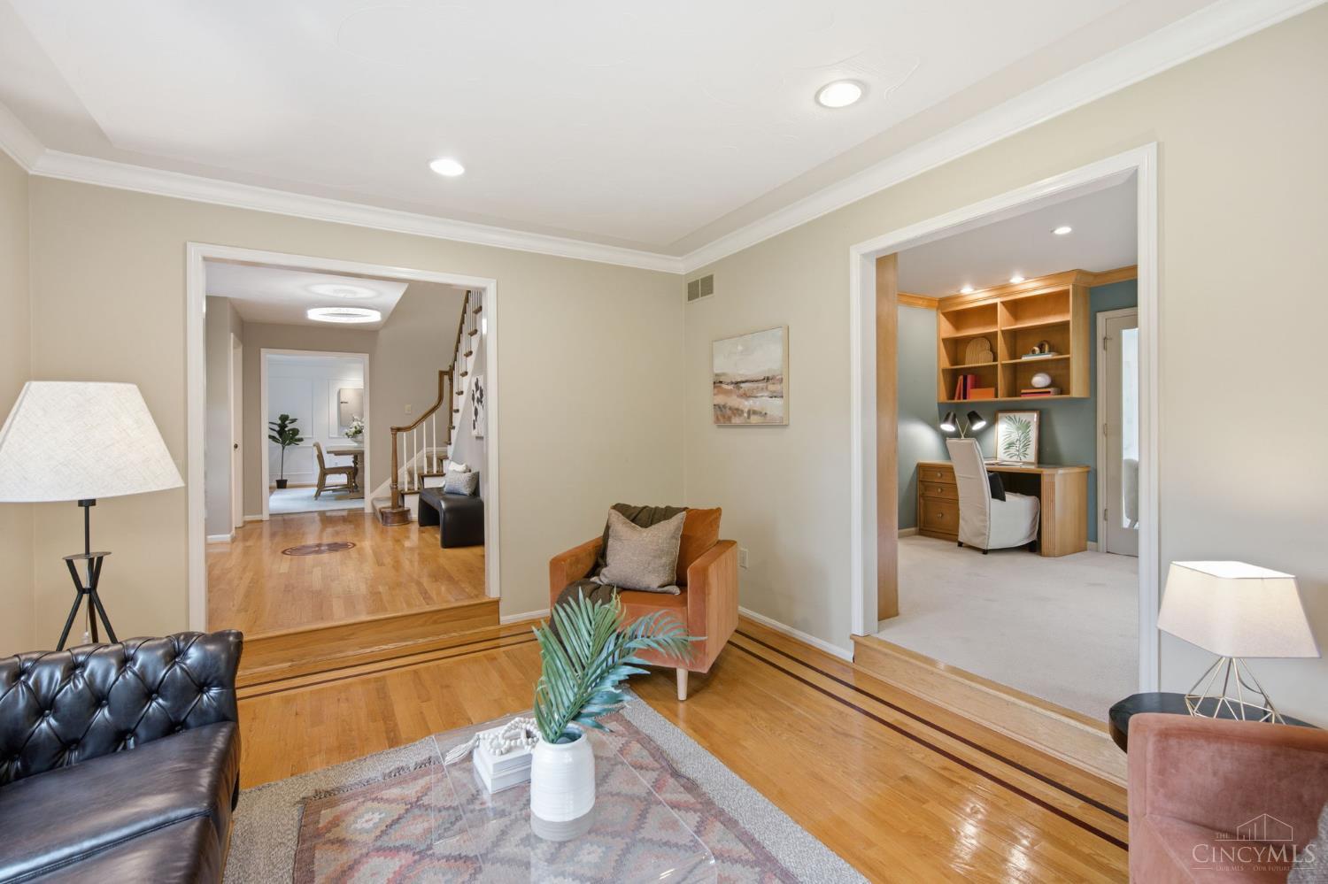 9486 Oakhurst Court
