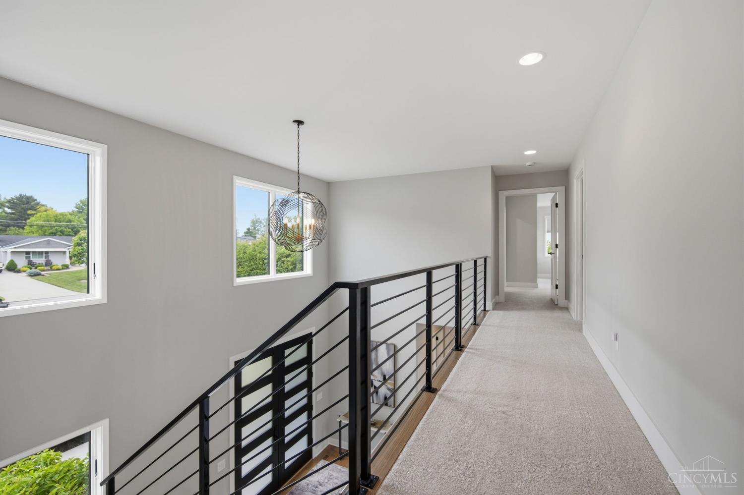 9932 Zig Zag Road