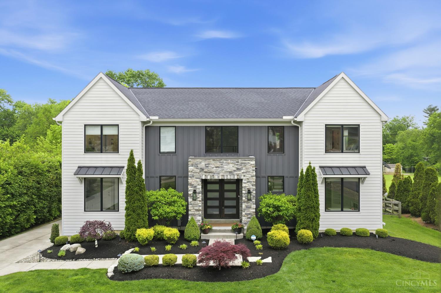9932 Zig Zag Road