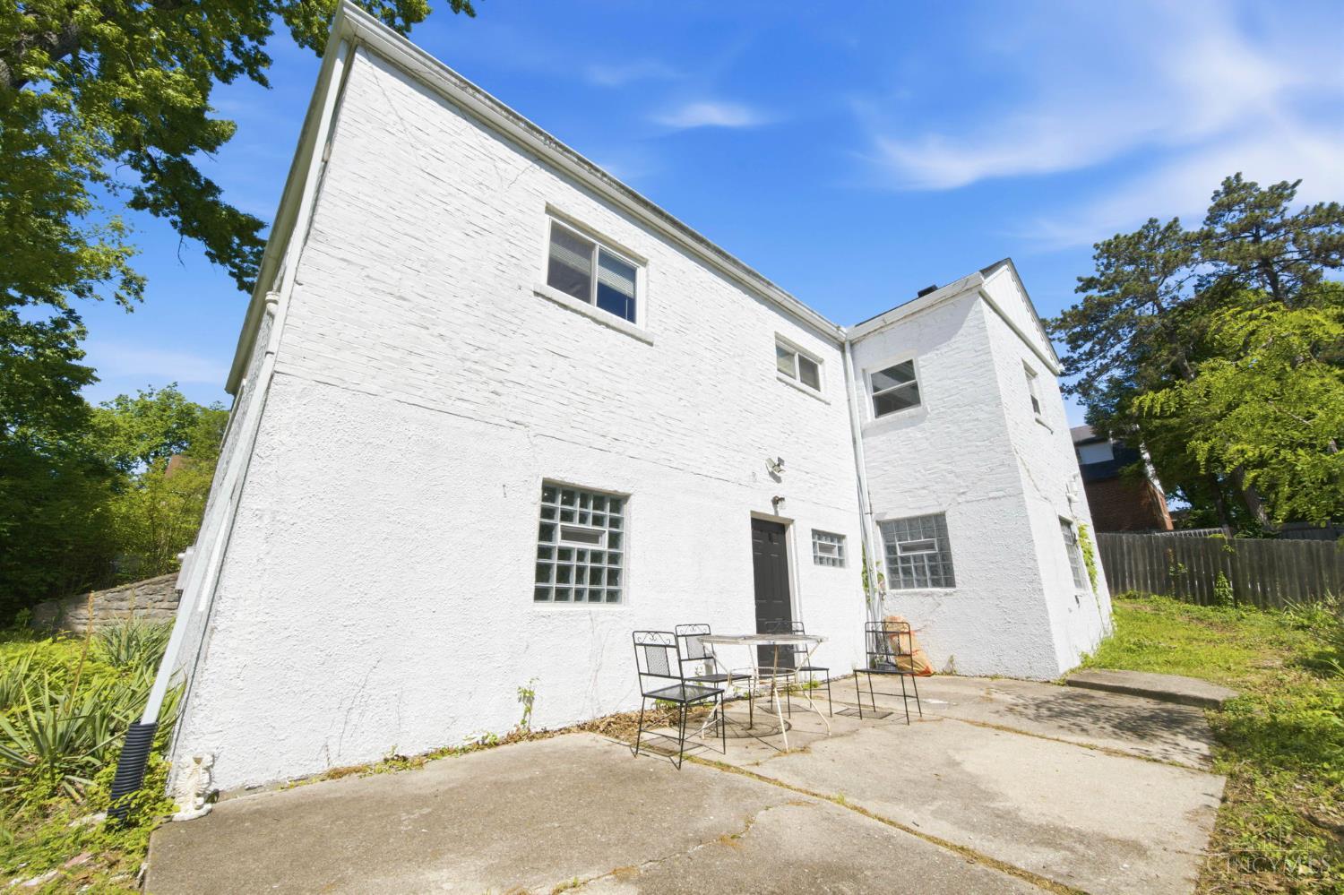 2400 Homestead Place
