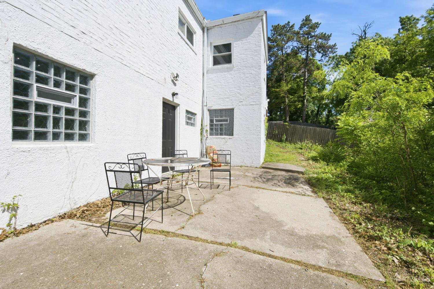 2400 Homestead Place