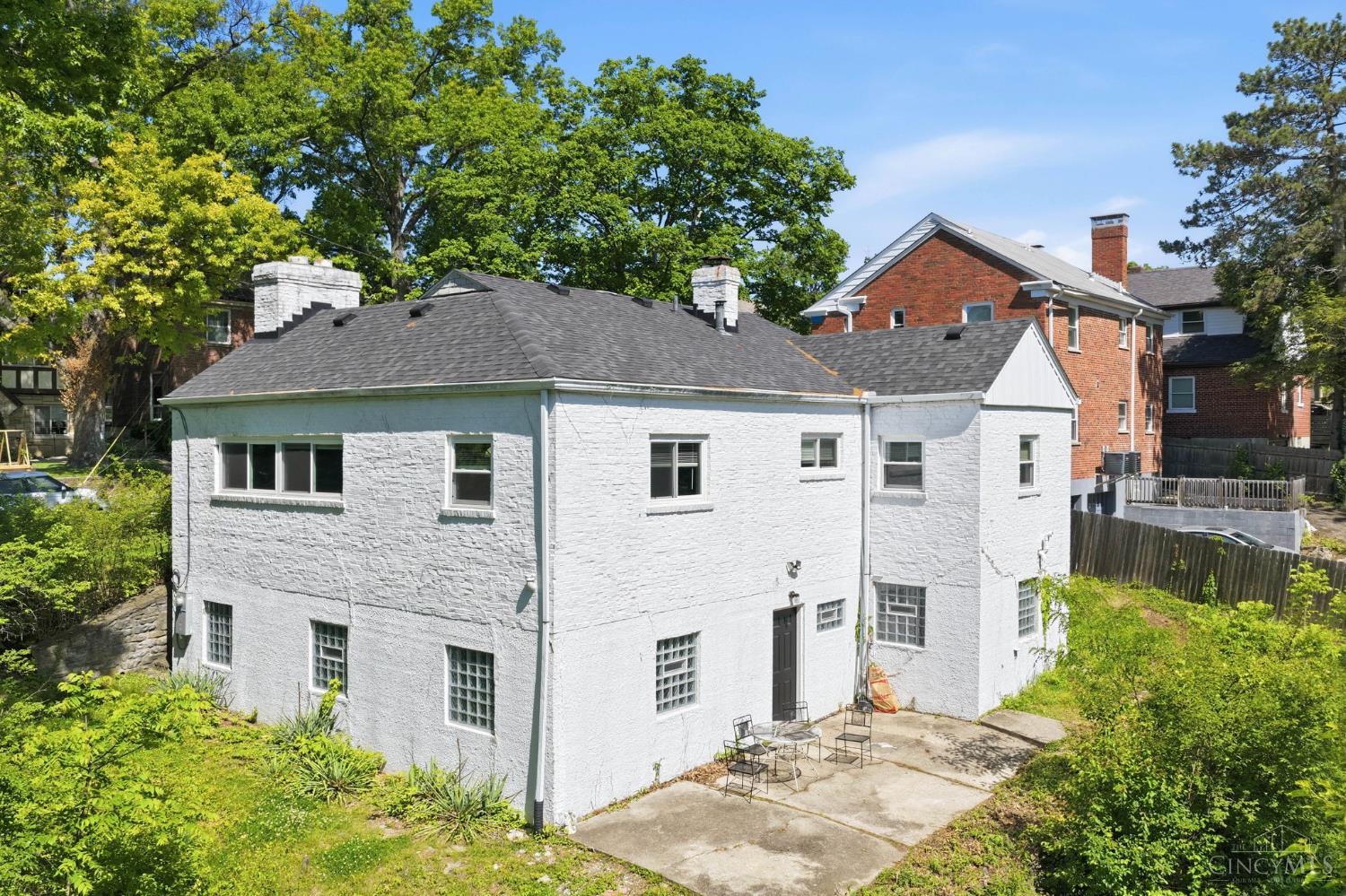 2400 Homestead Place