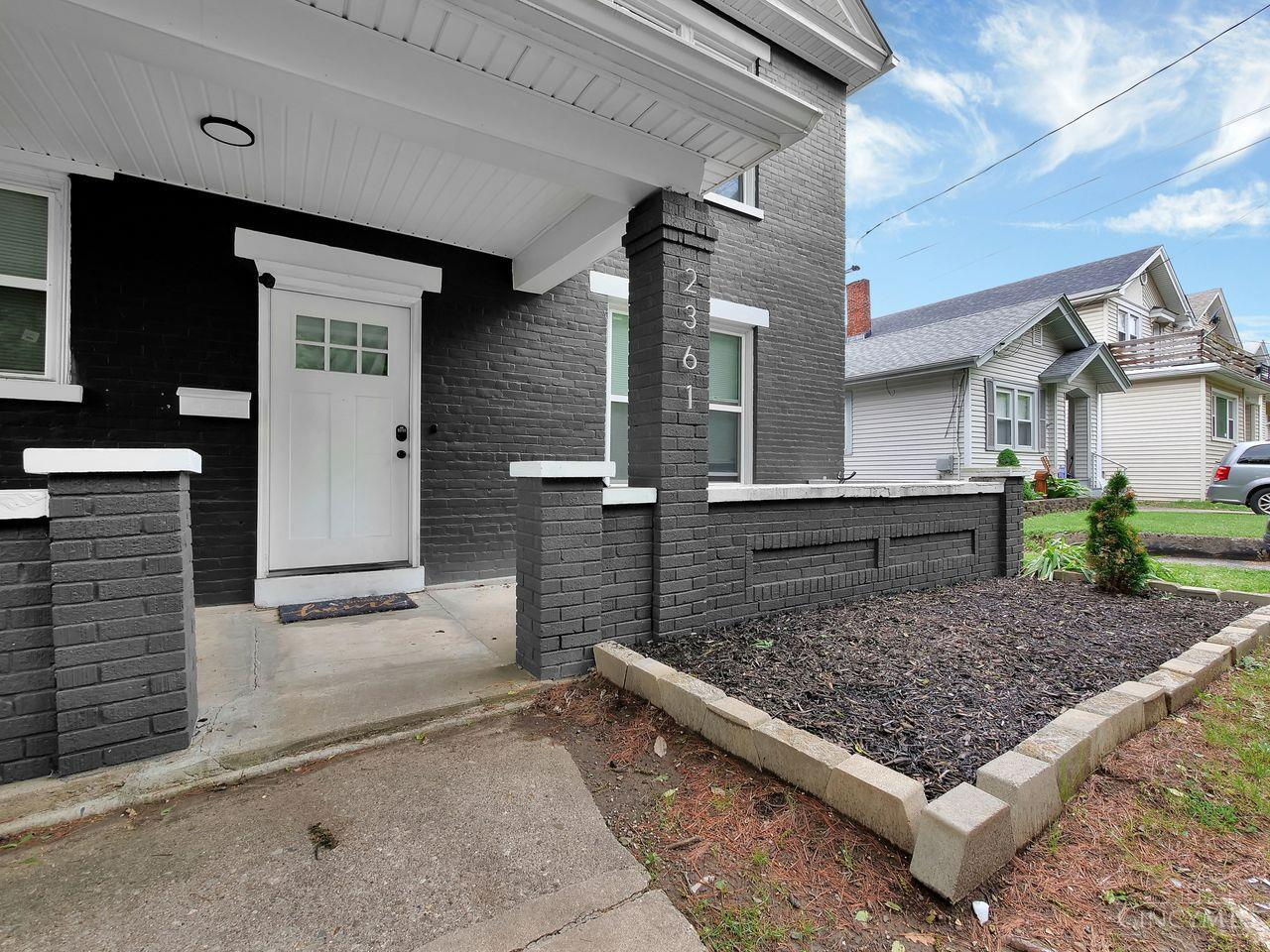 2361 Highland Avenue