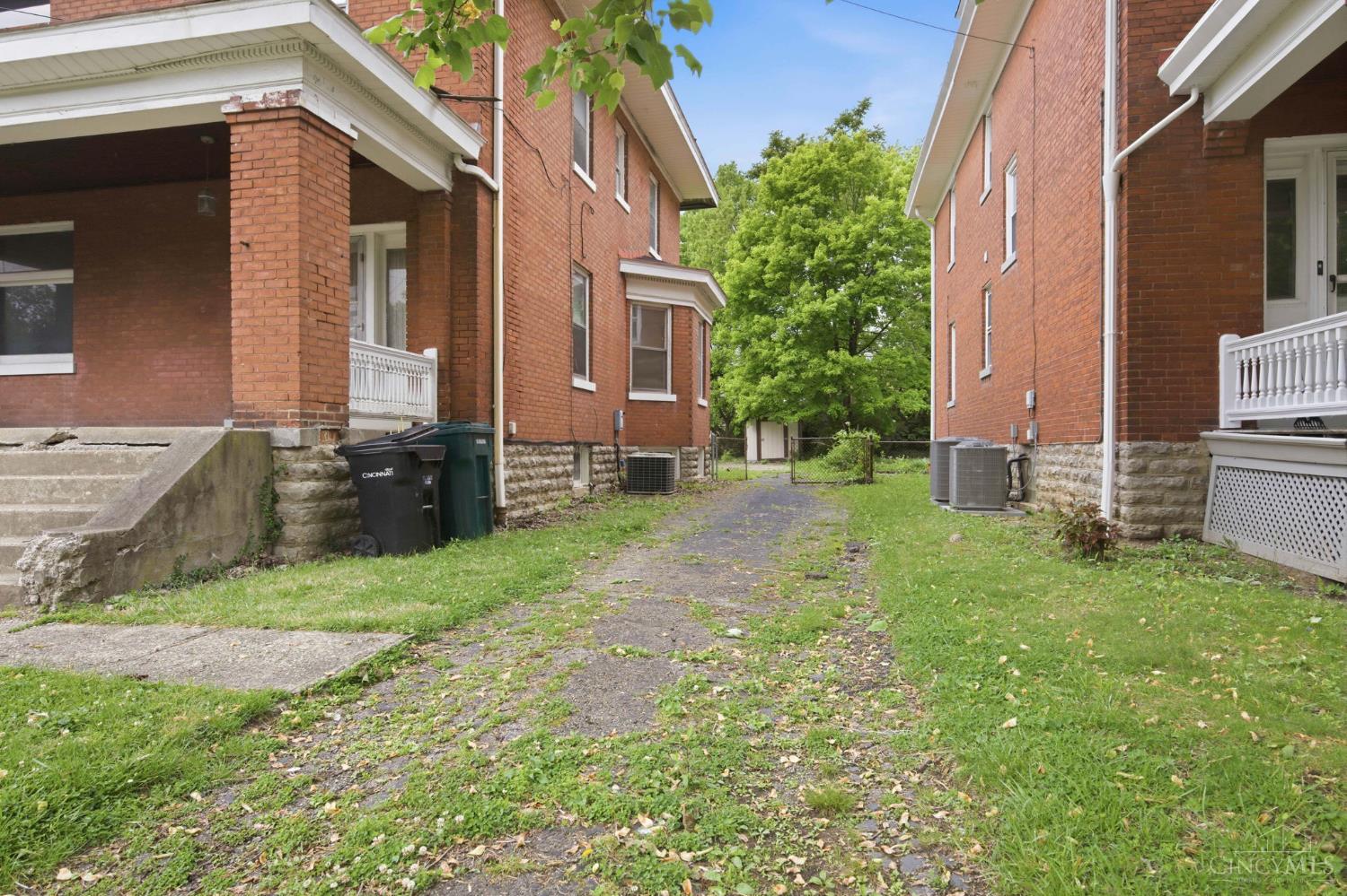 1636 Elkton Place