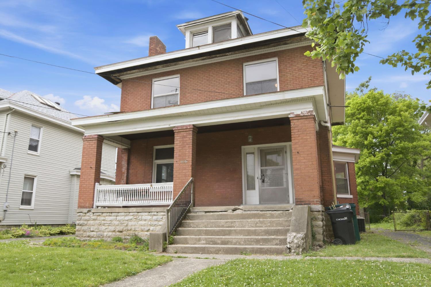 1636 Elkton Place