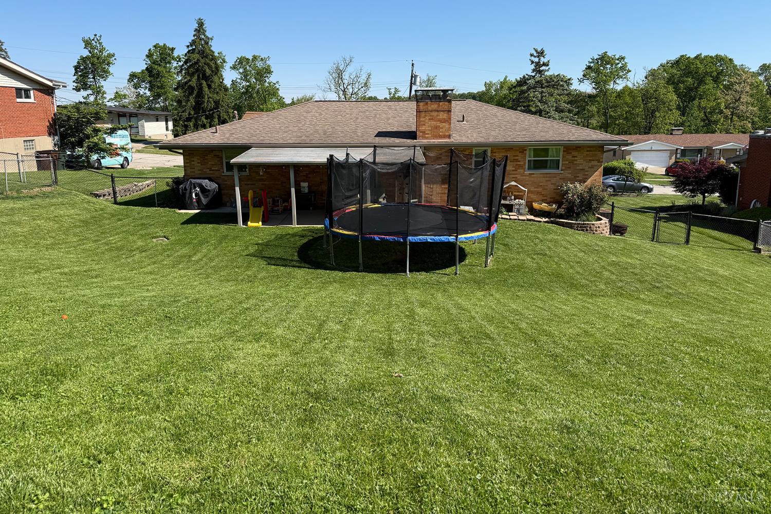 3897 Robinhill Drive