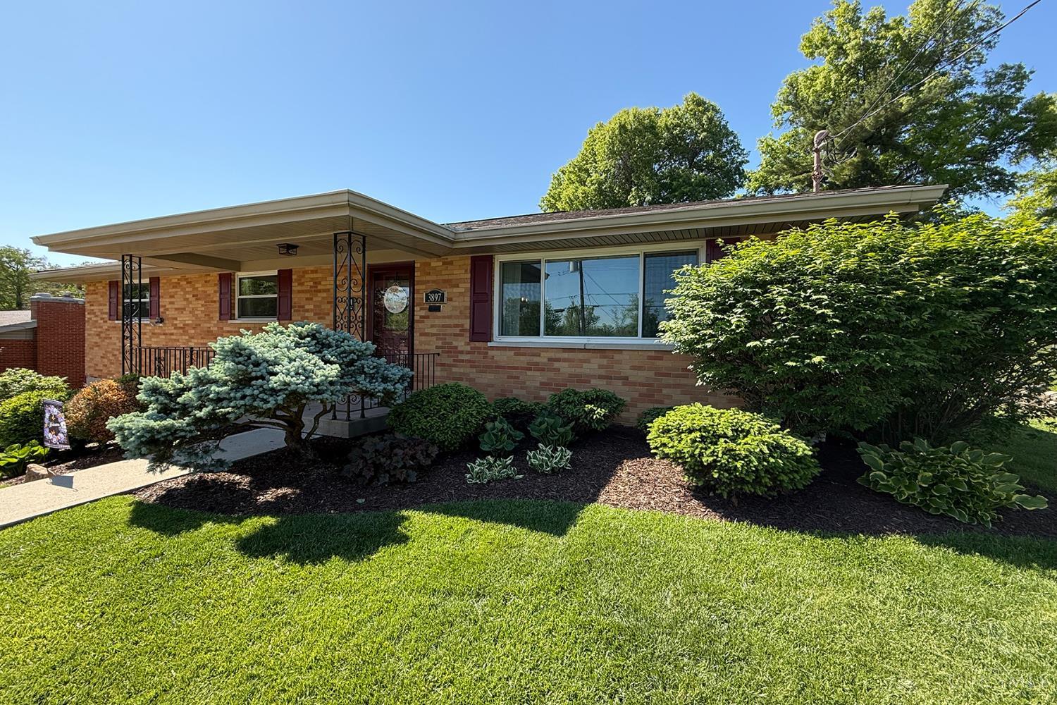 3897 Robinhill Drive