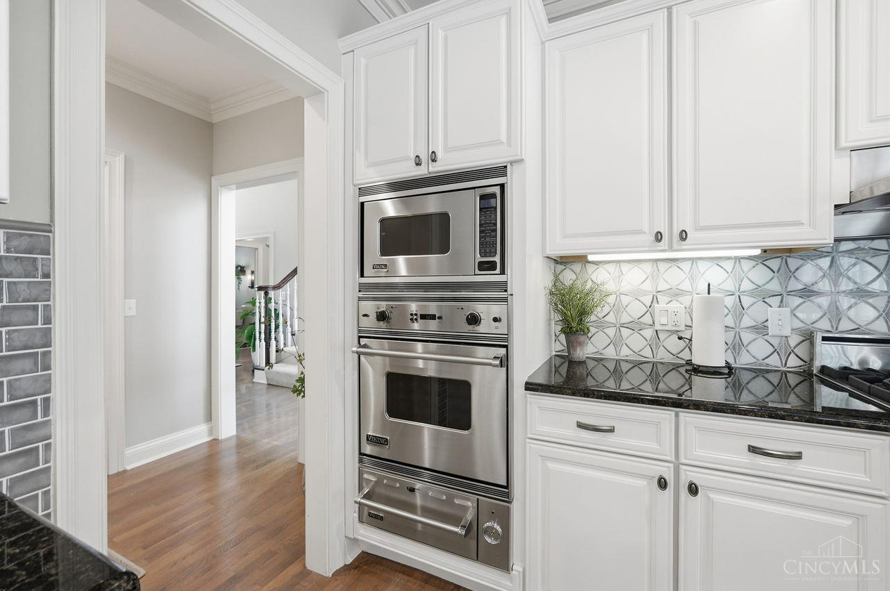 8623 Old Stone Court