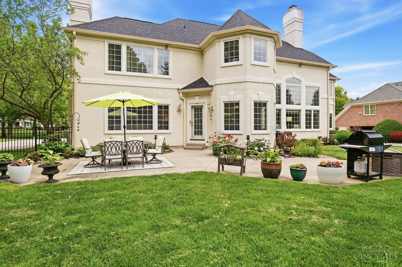 8623 Old Stone Court