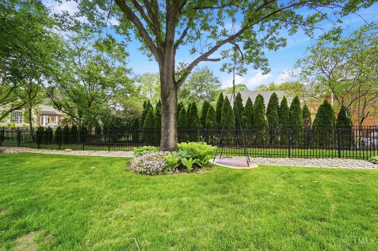 8623 Old Stone Court