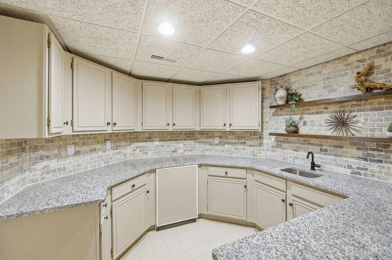 8623 Old Stone Court