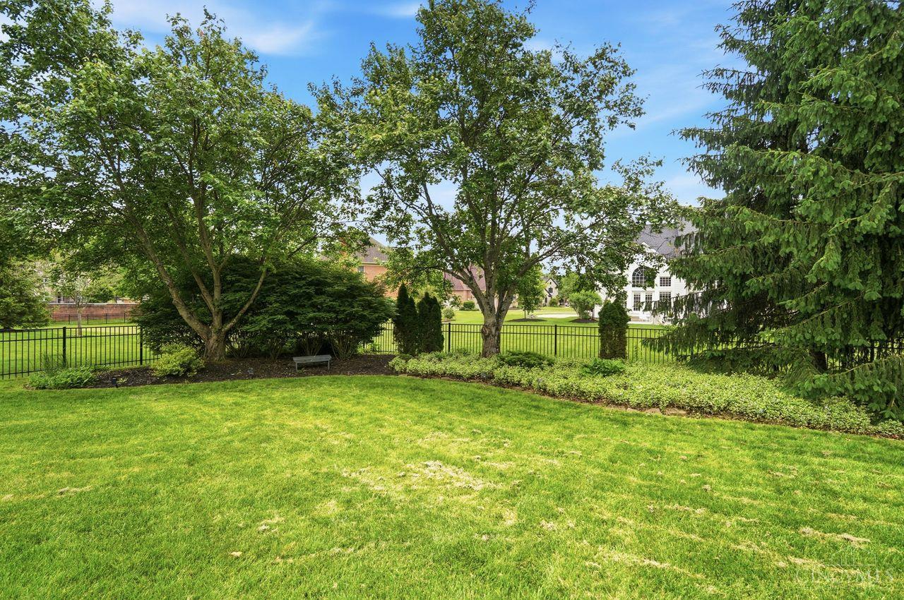 8623 Old Stone Court