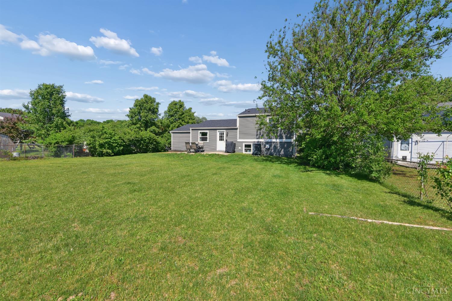 595 Deerfield Drive