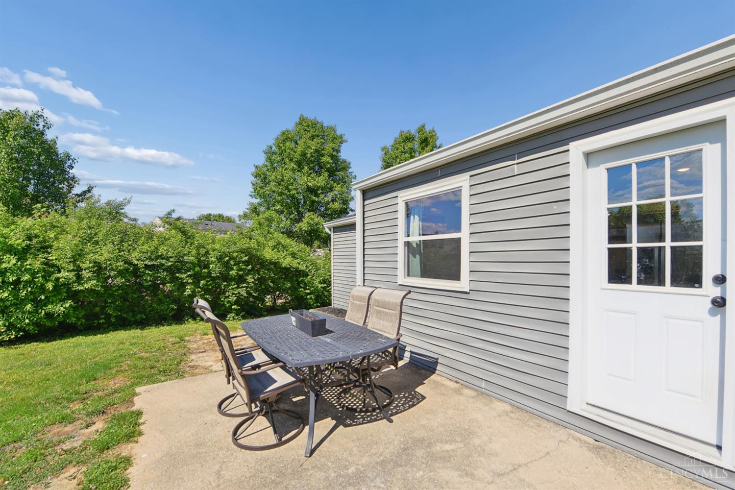 595 Deerfield Drive