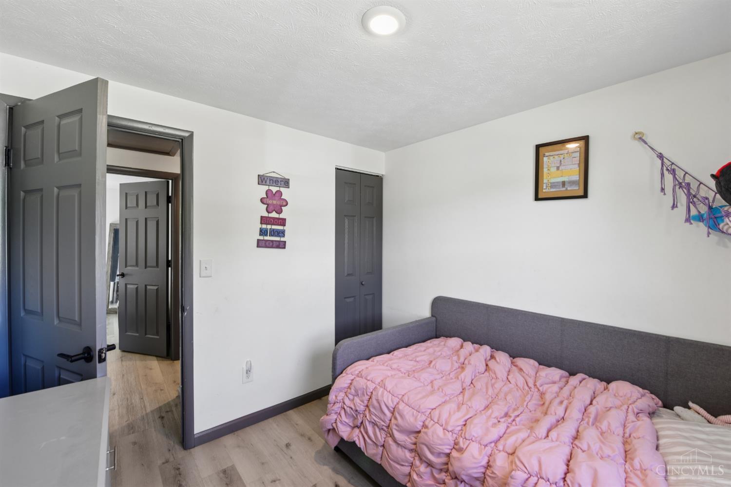 595 Deerfield Drive