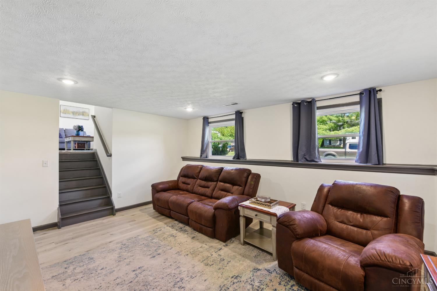 595 Deerfield Drive
