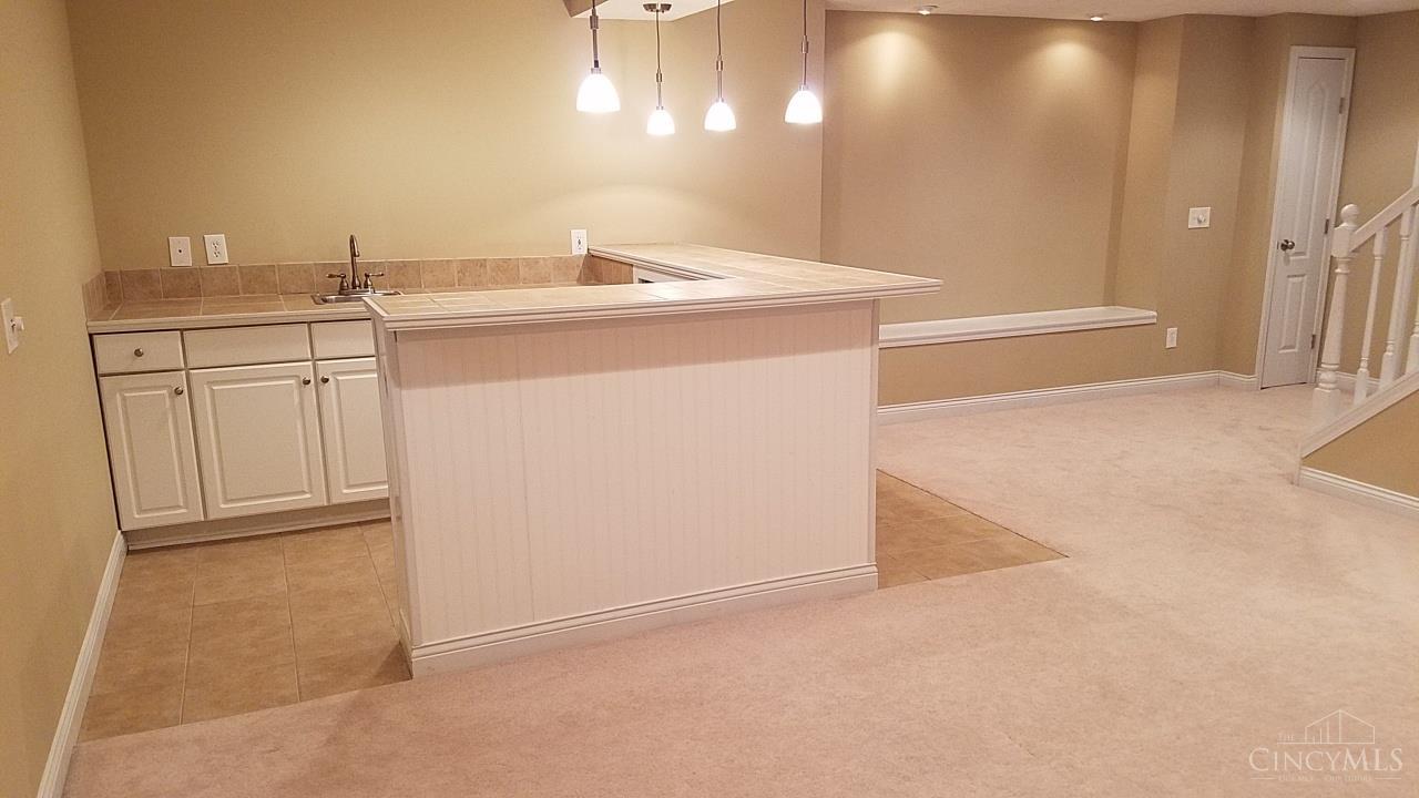6173 Greenbrier Glen