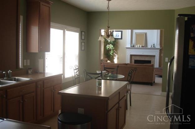 6173 Greenbrier Glen