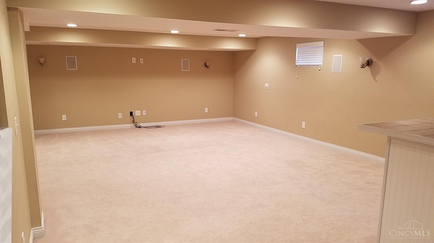 6173 Greenbrier Glen