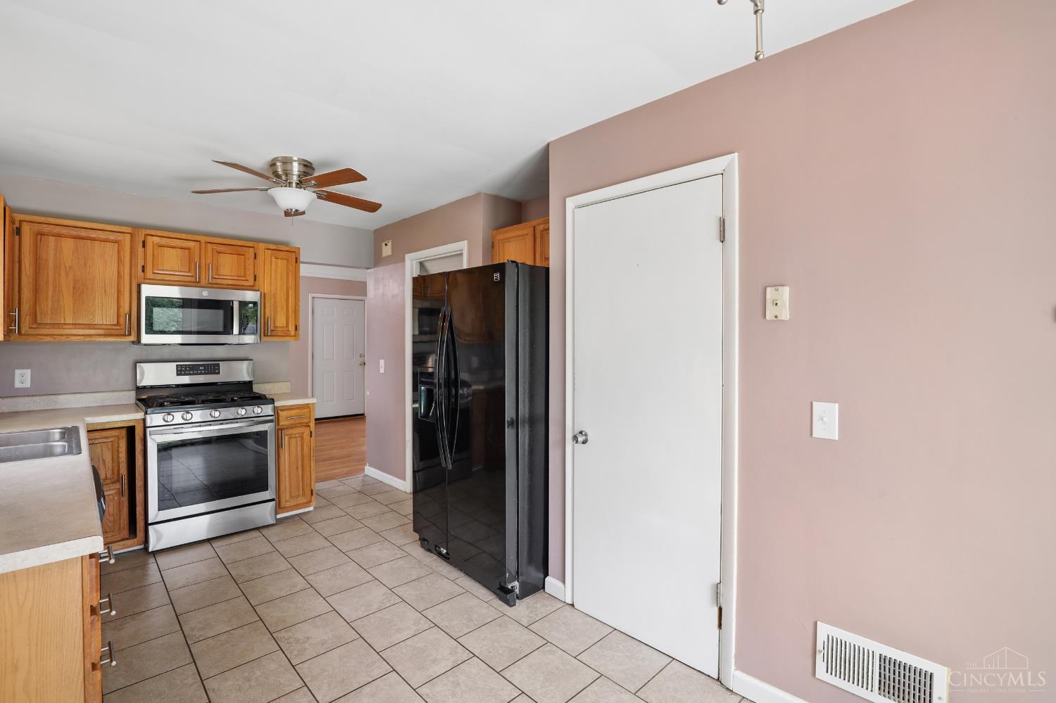 5646 Lawrence Road