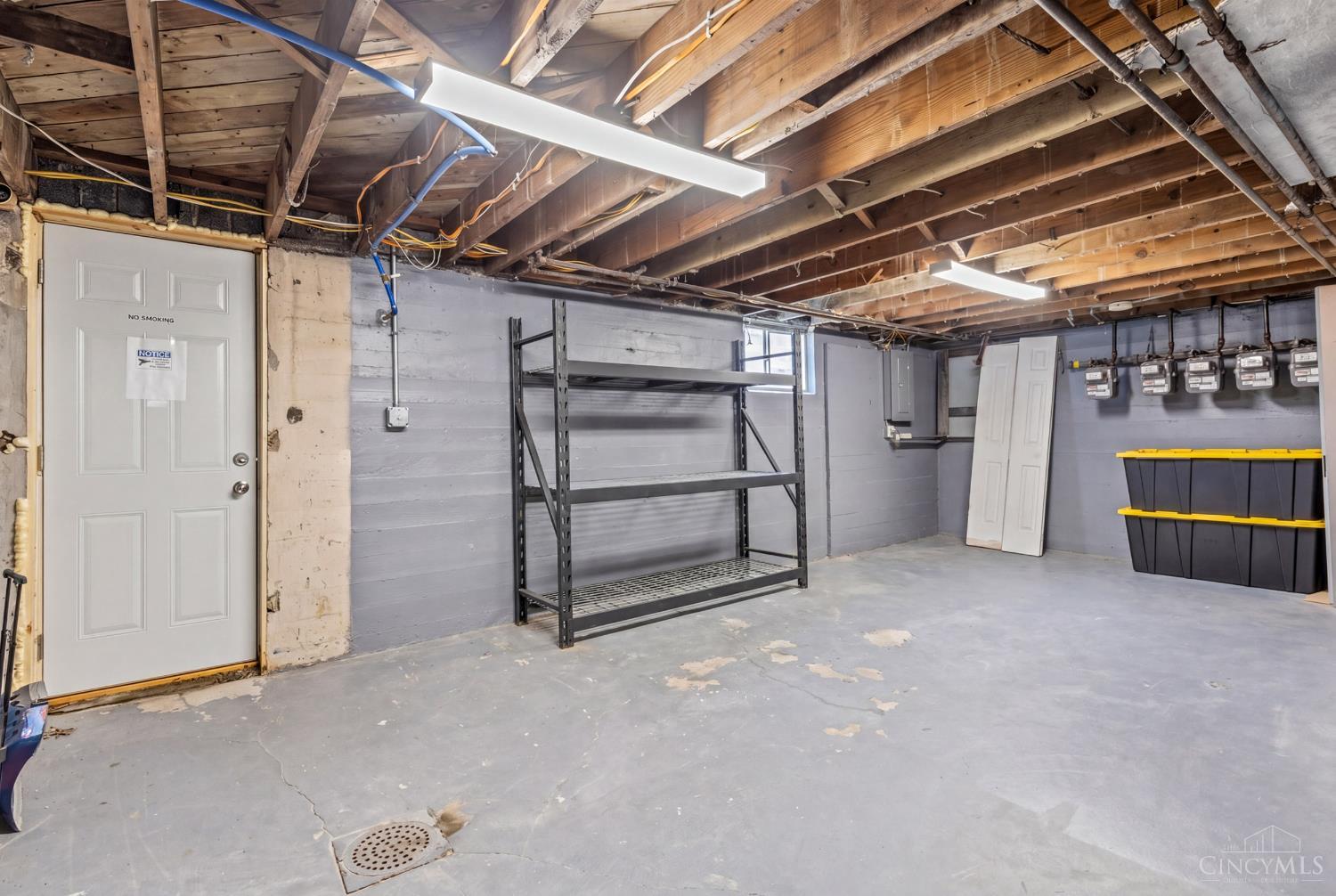 2137 Highland Avenue
