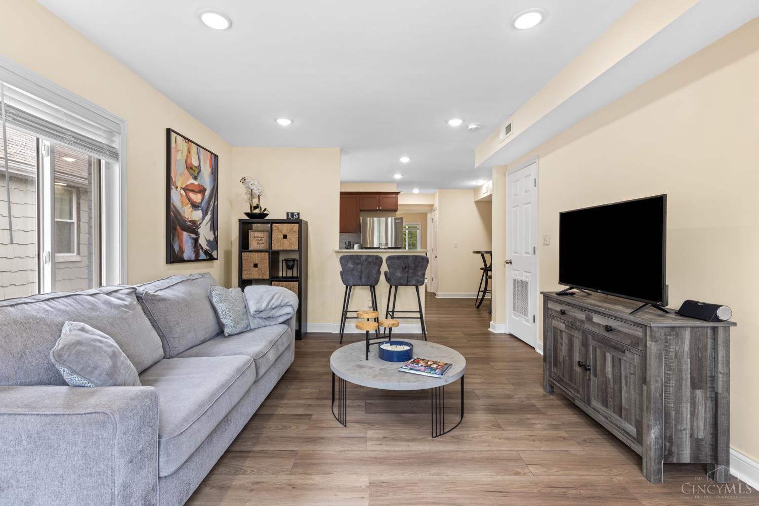 2137 Highland Avenue