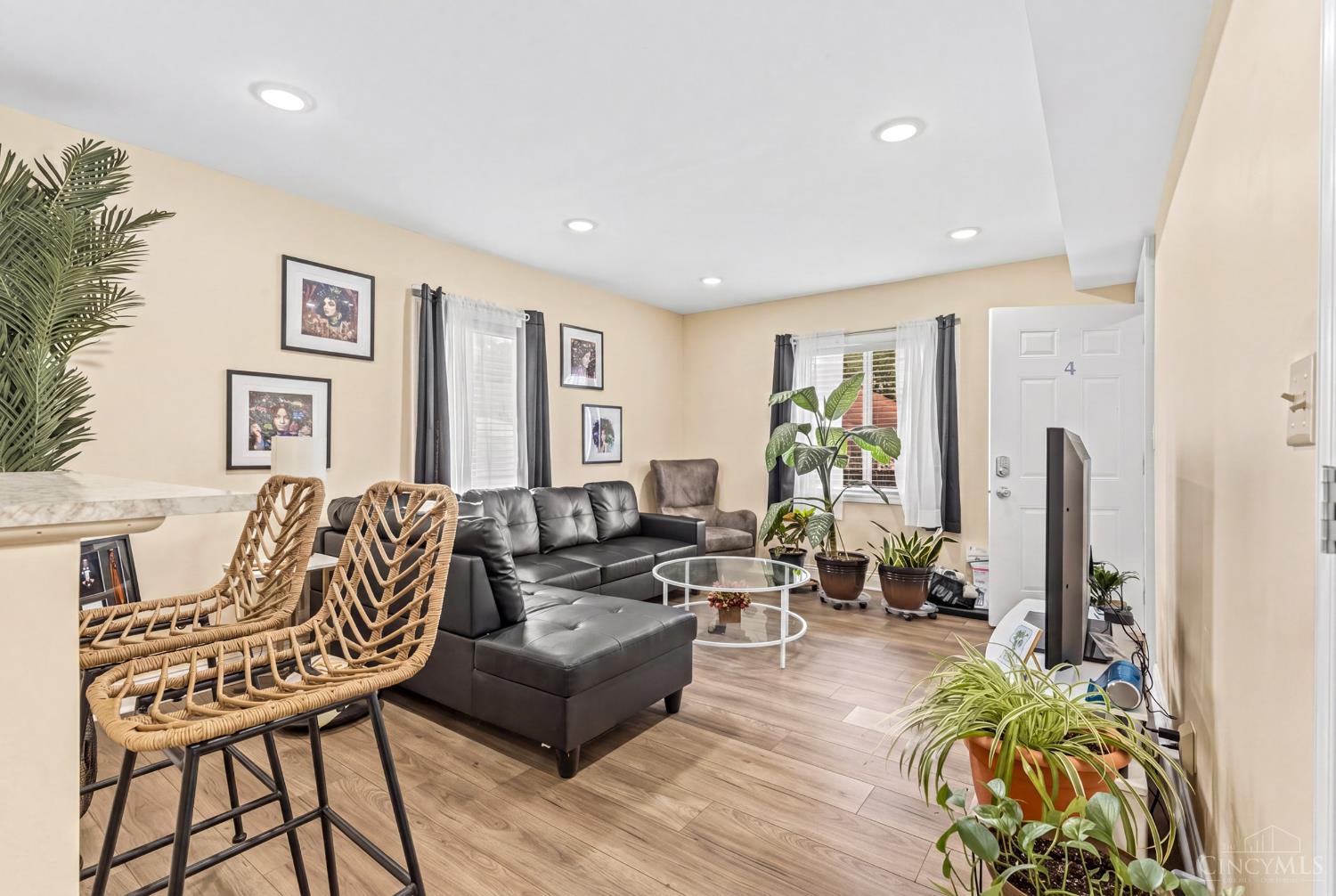 2137 Highland Avenue