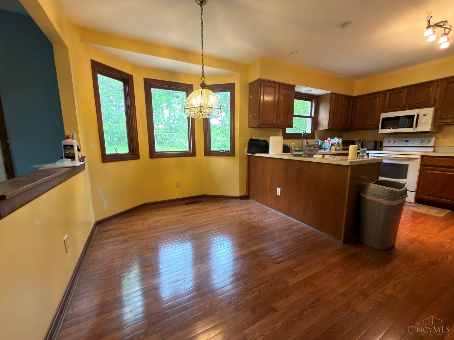 3200 Shadow Ridge Drive