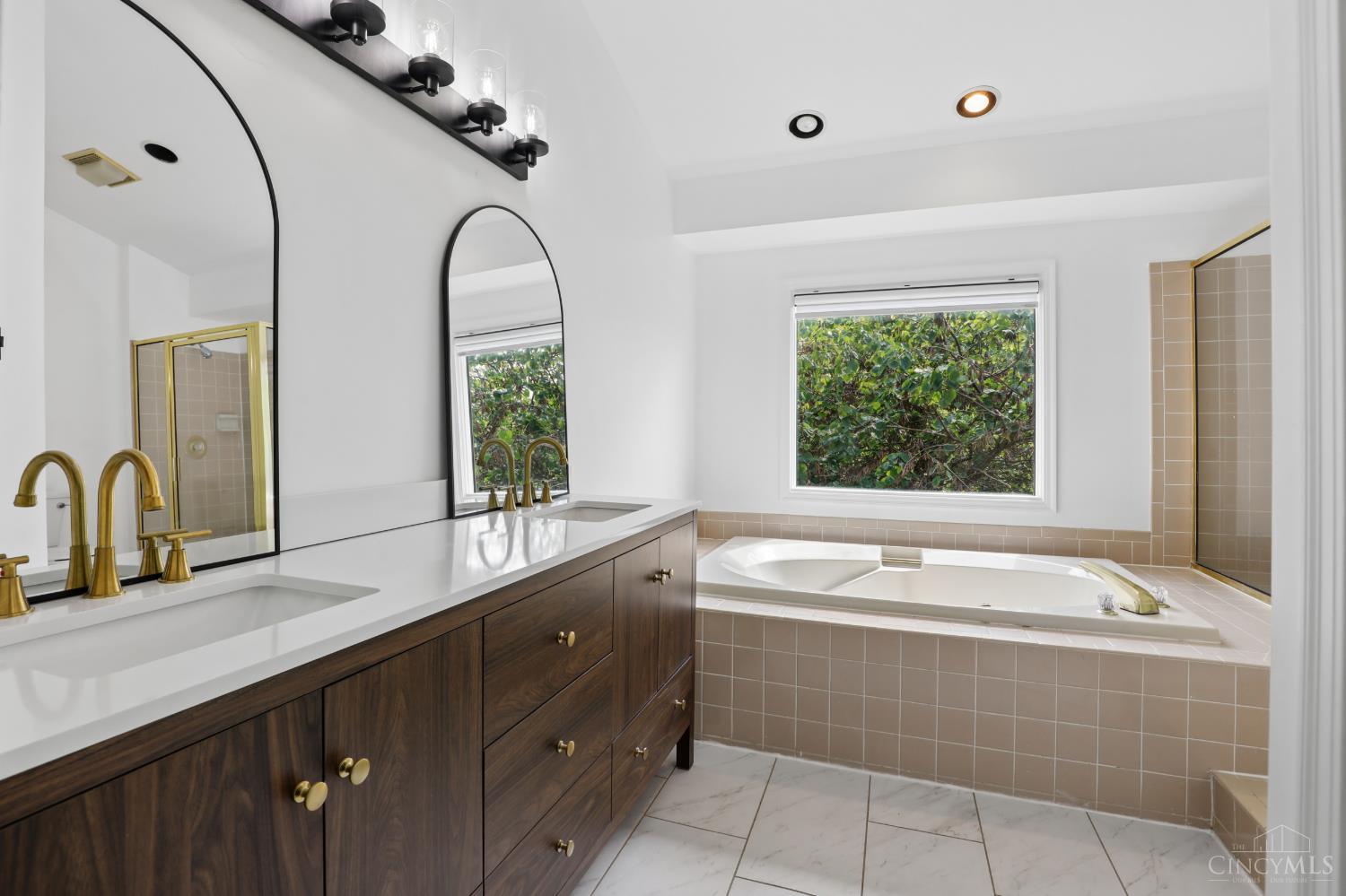 5641 Heron Drive