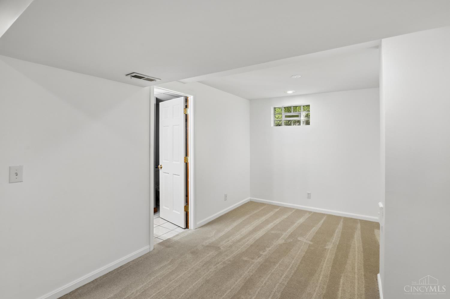 5641 Heron Drive