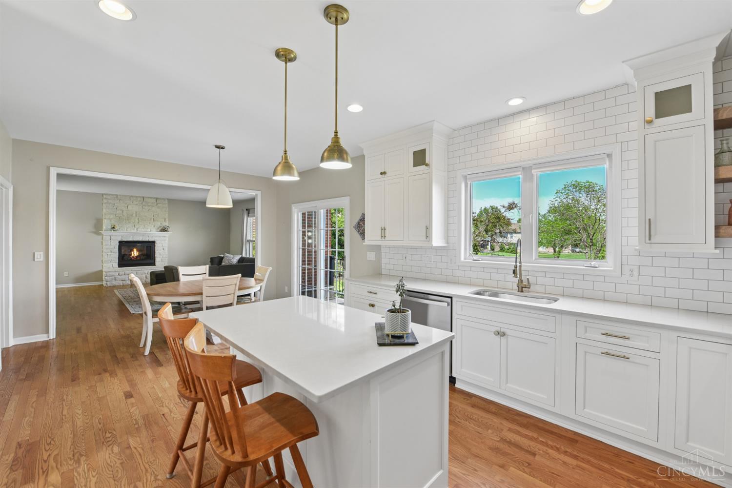 996 Paxton Lake Drive