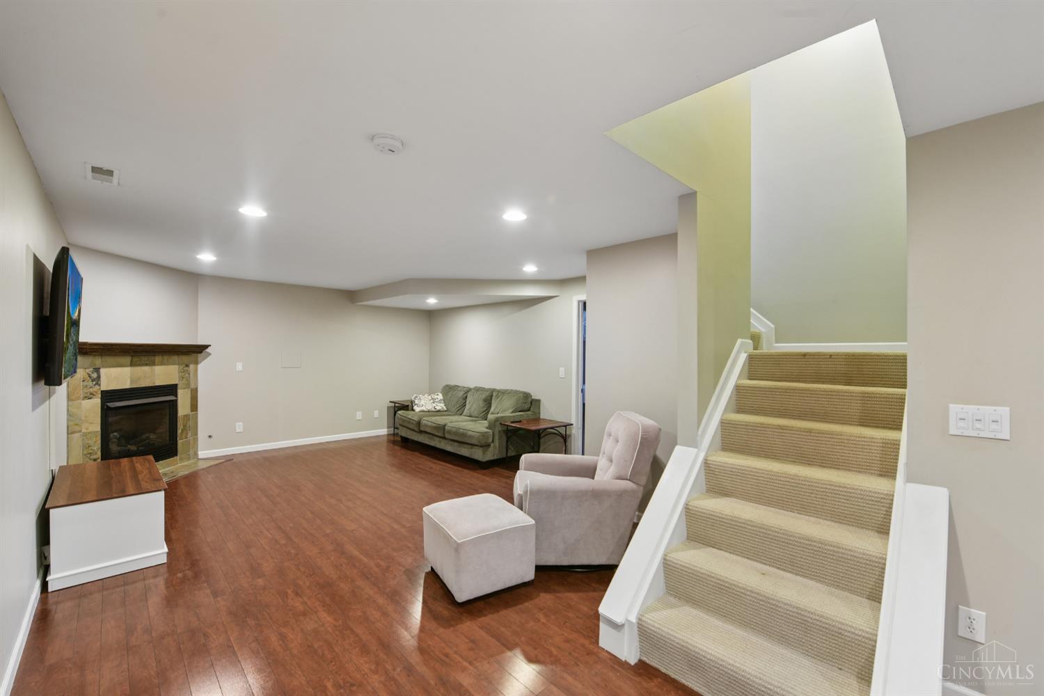 996 Paxton Lake Drive