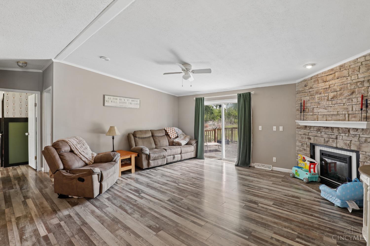 1048 Richey Road