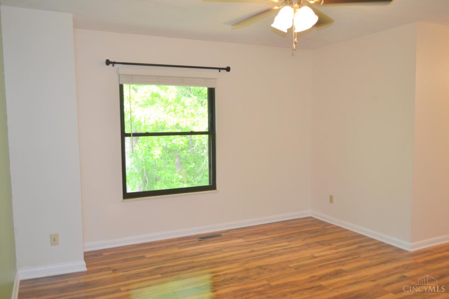 1040 Crisfield Drive