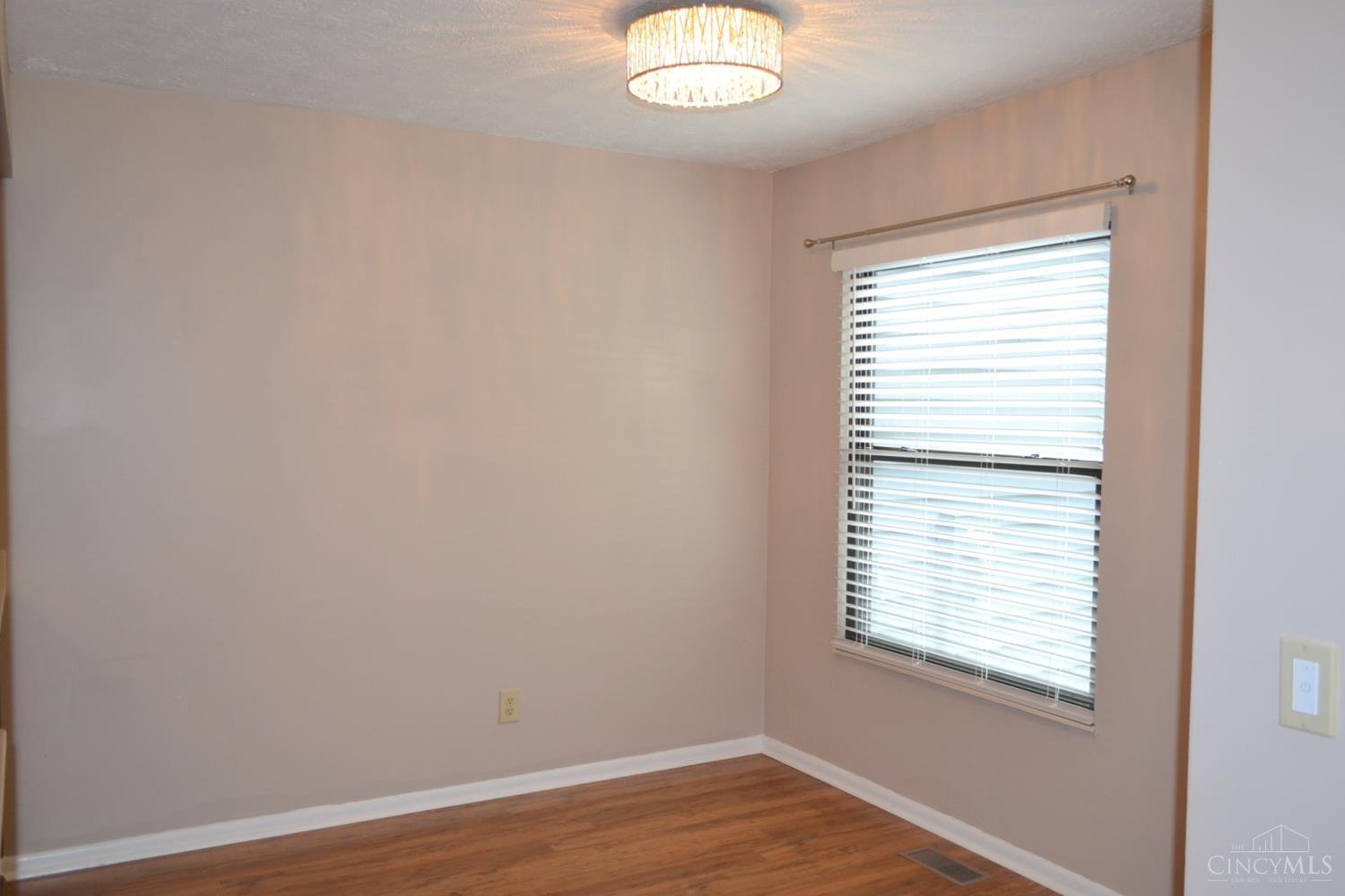 1040 Crisfield Drive