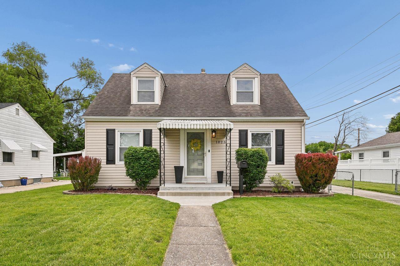 1023 Noyes Avenue